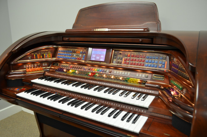 Lowrey SU530 Stardust - Organ Pianos